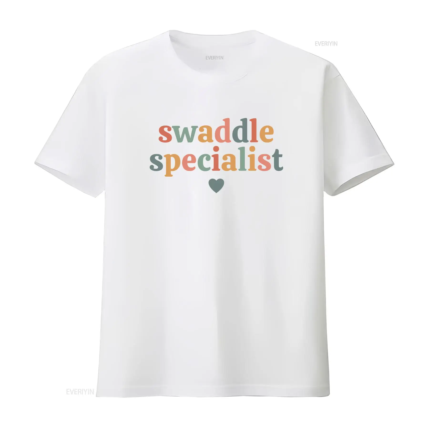 Camiseta Unissex Confortável V - Baby Nursery Nurse avaliação e preço